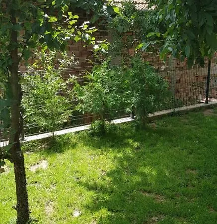 Mihaylova Kushta * Lobosh